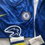 Chelsea Soccer Kit Image 3