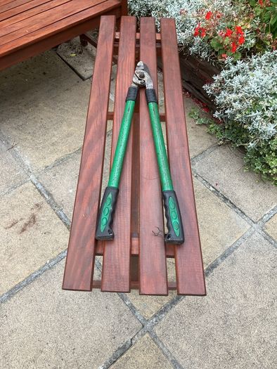 Branch pruner