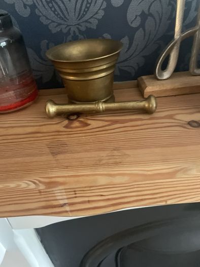 brass pestile and mortar dates back 1916 solid brass