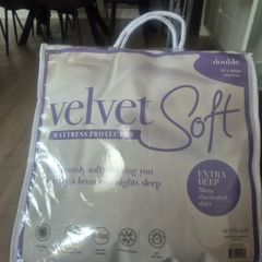 Mattress protector
