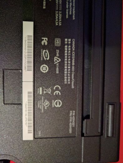docking station and battery for Thinkpad 65