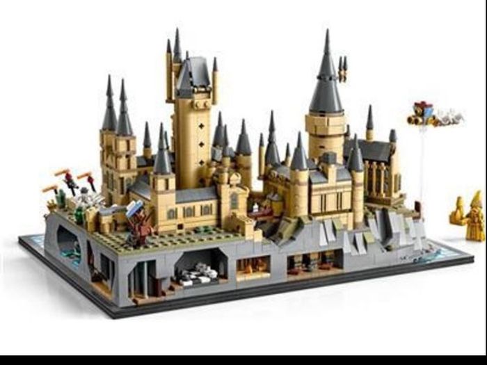 LEGO Harry Potter Hogwarts Castle and Grounds (76419)