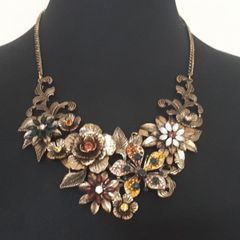 Vintage Jewelled Necklace