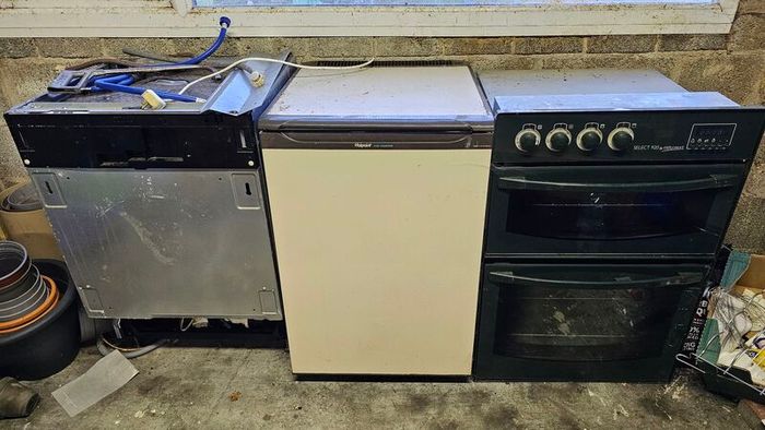 Fridge, Oven and Dishwasher - Free to take