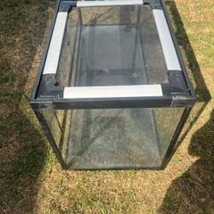 Reptile tanks