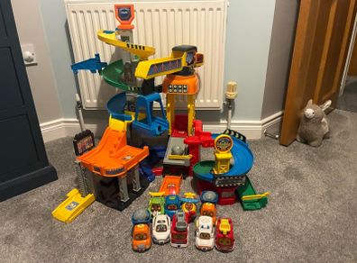 vtech construction site + 9 cars