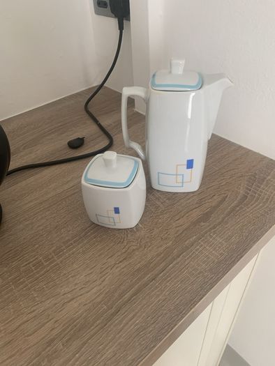 Coffee pot