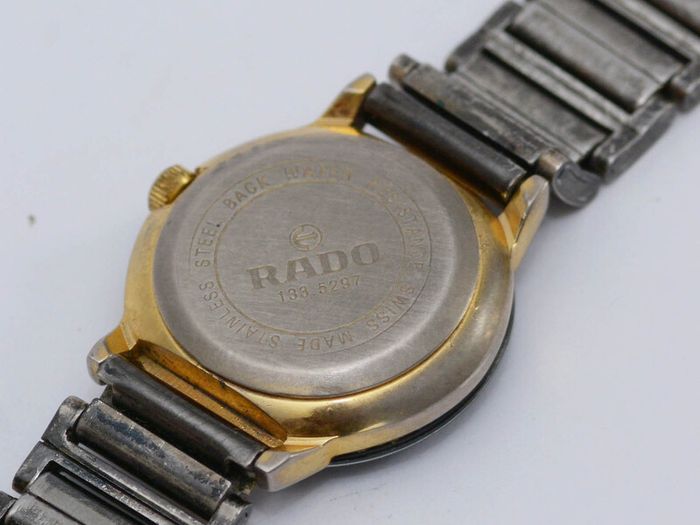 Ladies Quartz Watch
