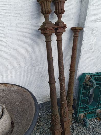Antique Victorian cast iron pillars