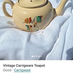 Vintage Carrigware Teapot
