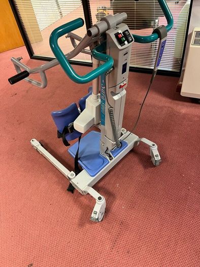 Sit to Stand Hoist