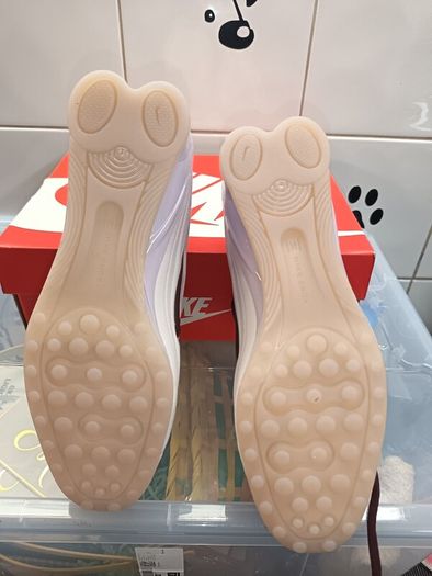 Nike shox
