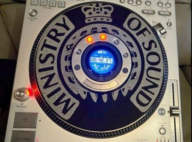 Technics SL-DZ1200 cd usb direct drive turntable