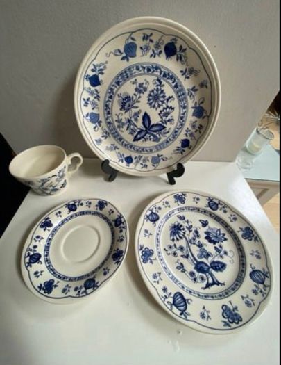 Fabulous Blue onion Ironstone  19 piece tea set