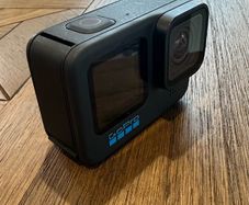 Go Pro Hero 11 Black Like New! + Spare Enduro battery!
