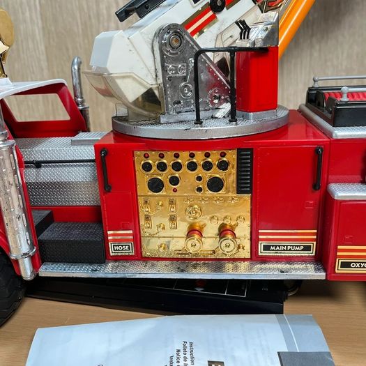 New Bright Fire Engine Truck No 230 Wired Remote - Rare - Vintage - Boxed