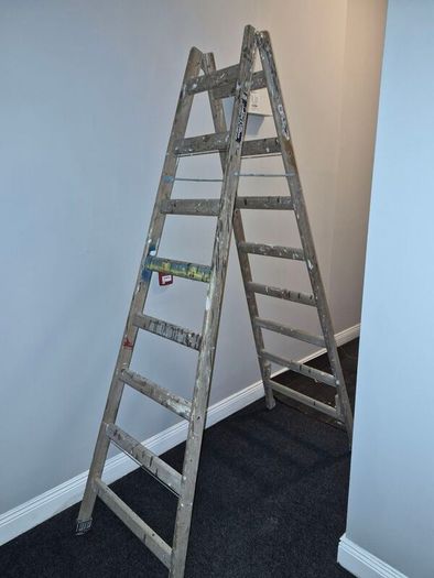 Wooden 8 foot ladder