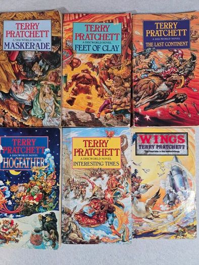 Terry Pratchett paperbacks x6