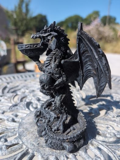 Gothic Black Dragon