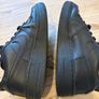 Nike Airforce 1s black Image 4