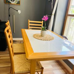 Stylish solid oak dining table set