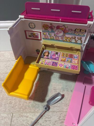 Barbie Toys and Dolls Bundle,