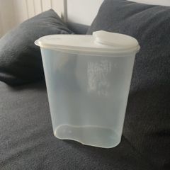 cereal storage container