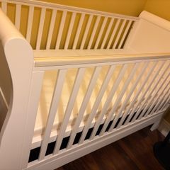Izziwotnot Sleigh Cot Bed