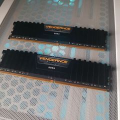 Corsair Vengeance 2x 8GB DDR4 3200MHz