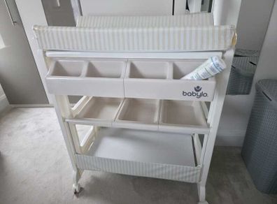 Changing table