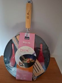 Ken Hom Non Stick Wok and Utensils