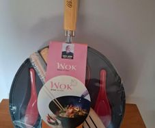 Ken Hom Non Stick Wok and Utensils