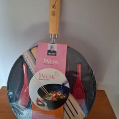 Ken Hom Non Stick Wok and Utensils