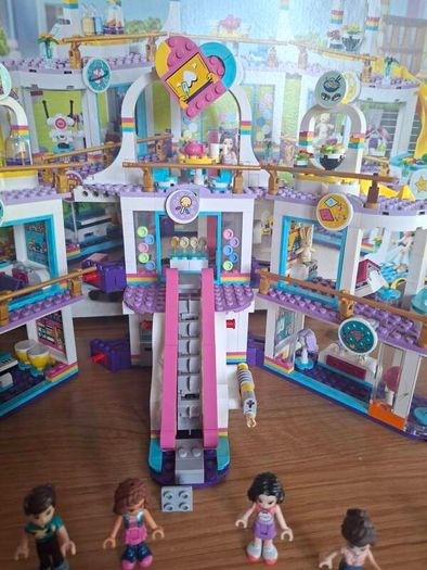 lego friends shopping centre