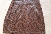 "Prettylittlething" Mini Skirt. Size 6