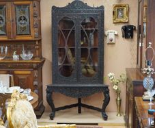 19th Century Anglo-Indian Bombay Blackwood Corner Display Cabinet