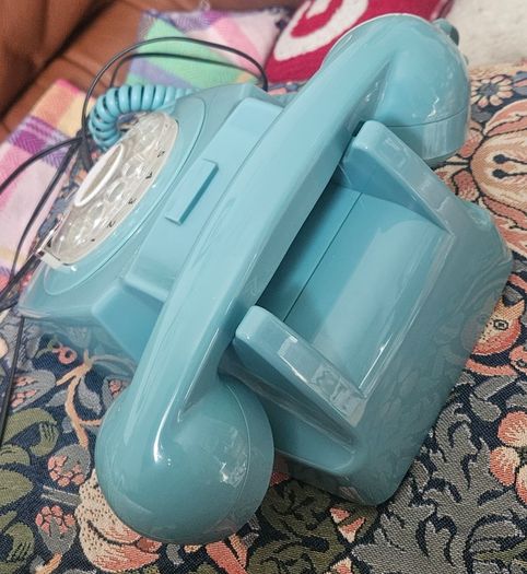 Retro Turquoise Rotary Dial Telephone with Modern Connection