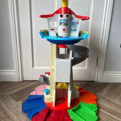 Paw patrol lookout tower