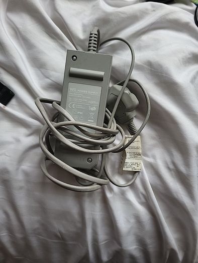 Nintendo wii power supply