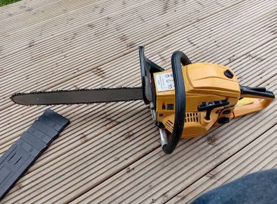 chainsaw