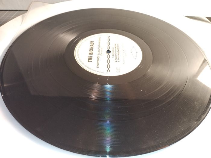 Bionaut - Everybody's Kissing Everyone - SCARCE Early 90s Piano House GEM!