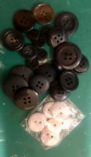 Buttons Attractive Decorative Selection