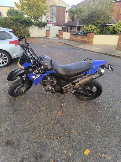 2004 Yamaha XT660 supermoto