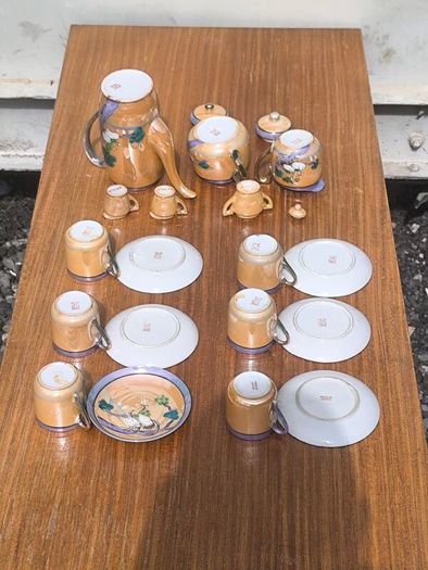 Title: Vintage Japanese Lusterware Coffee & Tea Set (18-Piece)