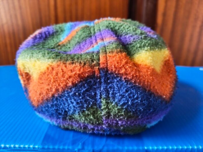 Vintage multycoloured beanie hat.