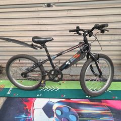 Apollo boys bike