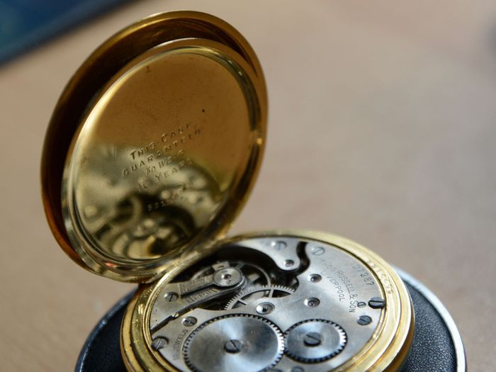 Vintage GentsTho Russell & Son Liverpool Gold Pocket Watch