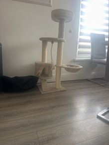 Cat tree