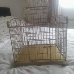 Large gold River island metal bird cage / decorative cage