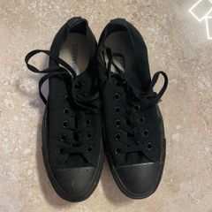 Black converse